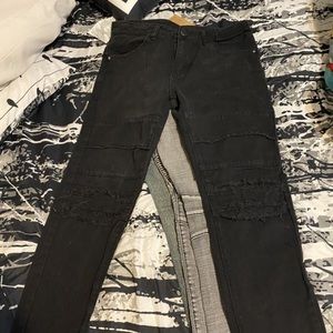 Men’s slim fit jeans